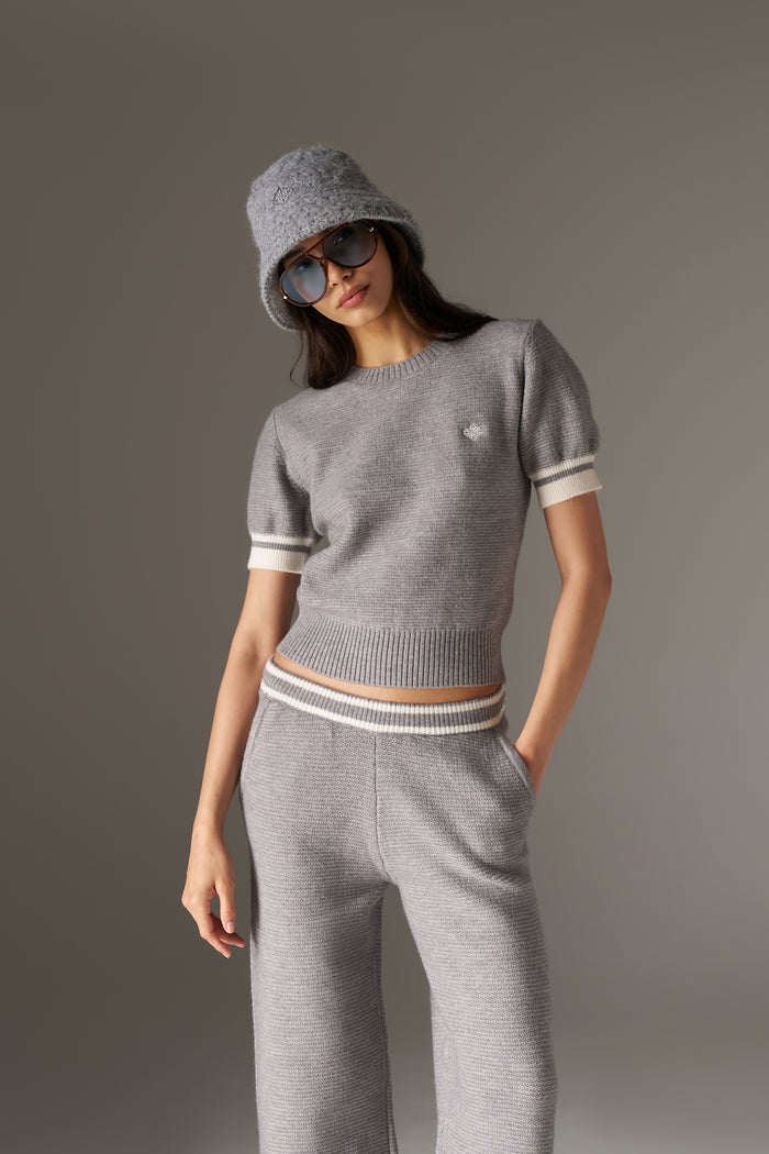 CONTRAST STRIPE SHORT SLEEVE KNIT TEE - GREY