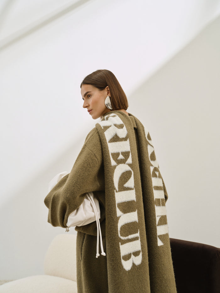 COPYRIGHT KNIT SCARF - KHAKI