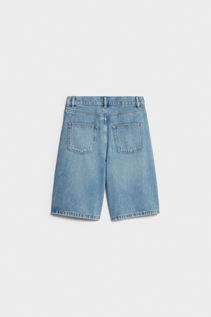 ANTIQUE BLUE