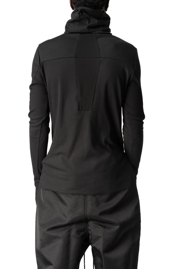 Hooded long sleeve tee