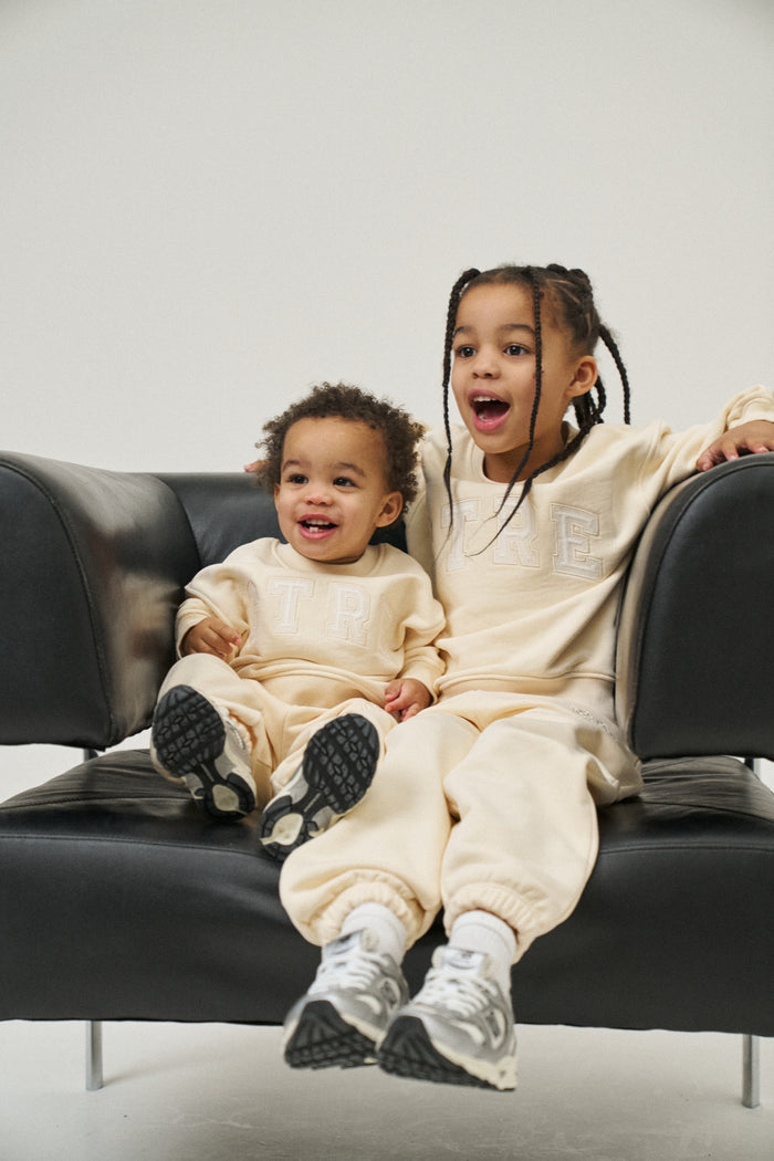 KIDS CTRE JOGGERS - BUTTERMILK