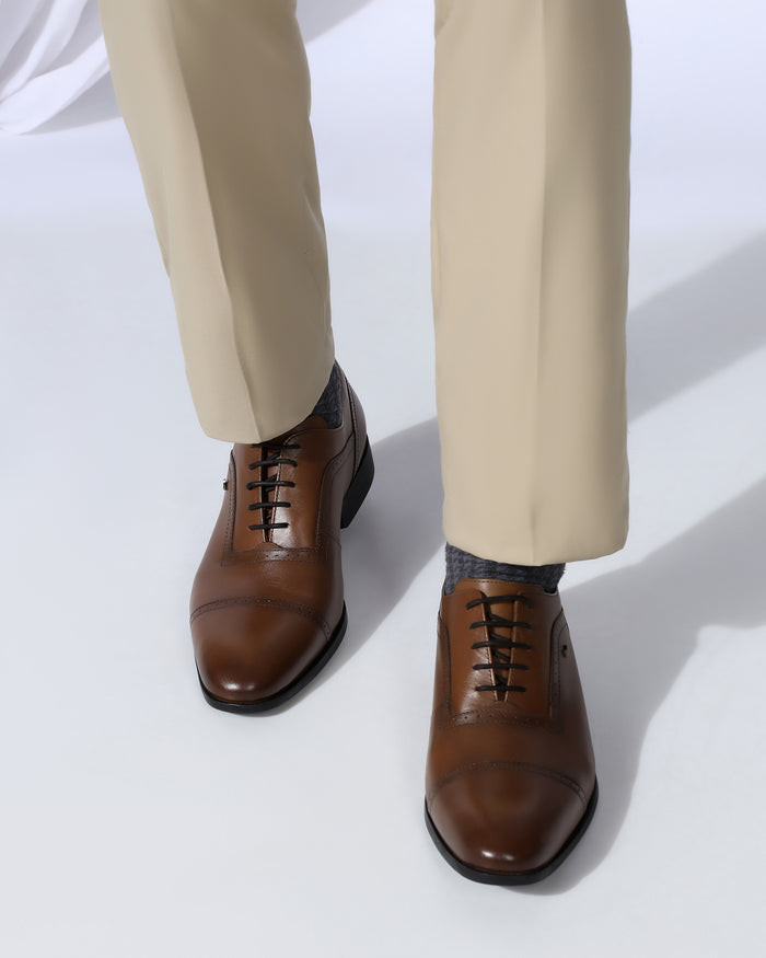 Leather Tan Solid Oxford Shoes - Venus