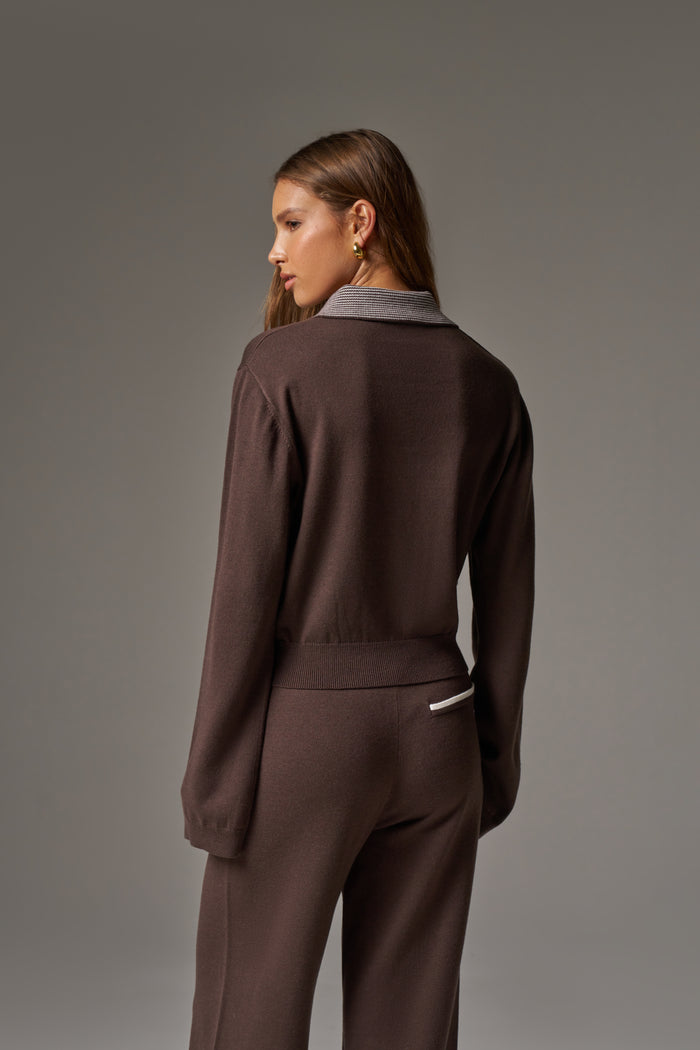 LONG SLEEVE KNITTED COLLAR POLO TOP - BROWN