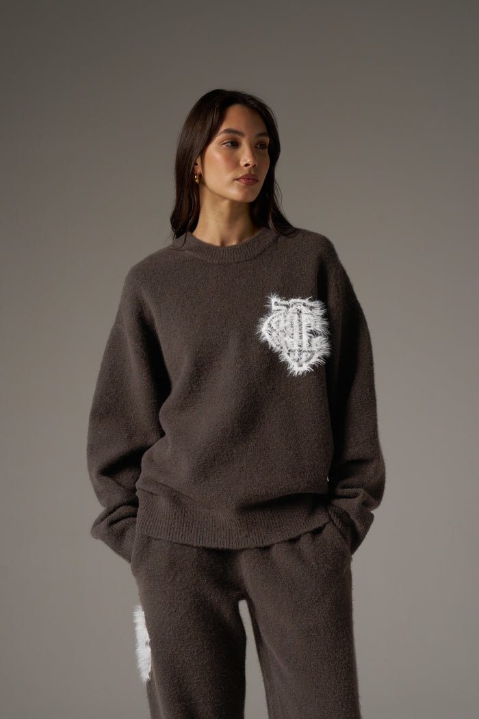 MONOGRAM FLUFFY KNIT CREW - BROWN