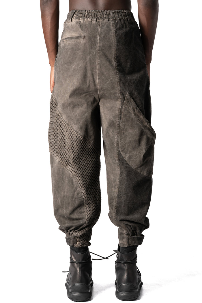 Oversized meshcore cargo trousers, Mud