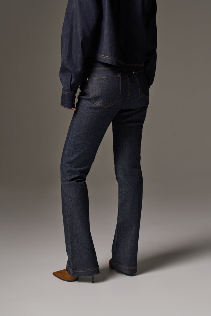 RELAXED FLARE JEANS - DARK INDIGO