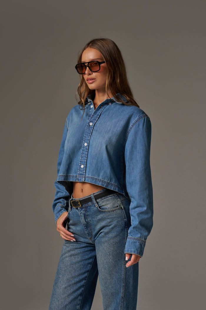RELAXED LONG SLEEVE DENIM SHIRT - MID BLUE WASH