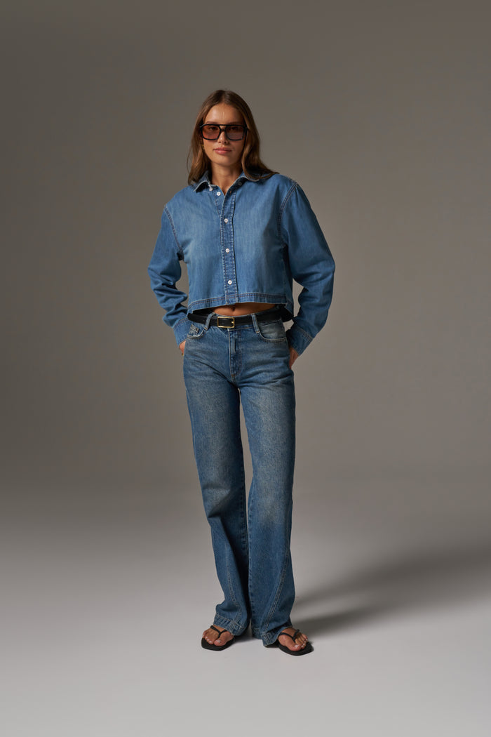 RELAXED LONG SLEEVE DENIM SHIRT - MID BLUE WASH