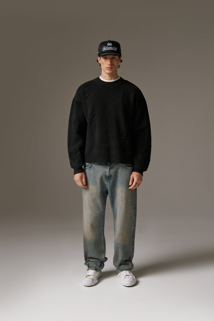 SCRIPT APPLIQUE JUMPER - BLACK