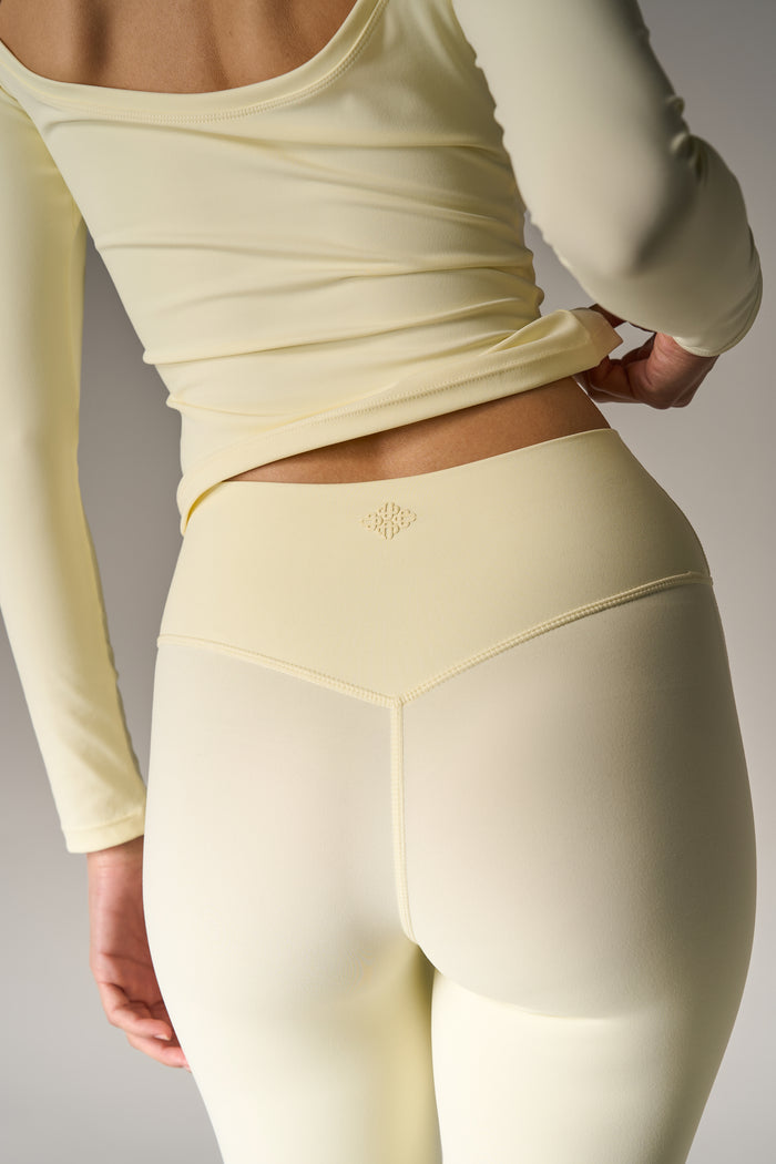 SCULPTING STRETCH EMBLEM LEGGINGS - YELLOW