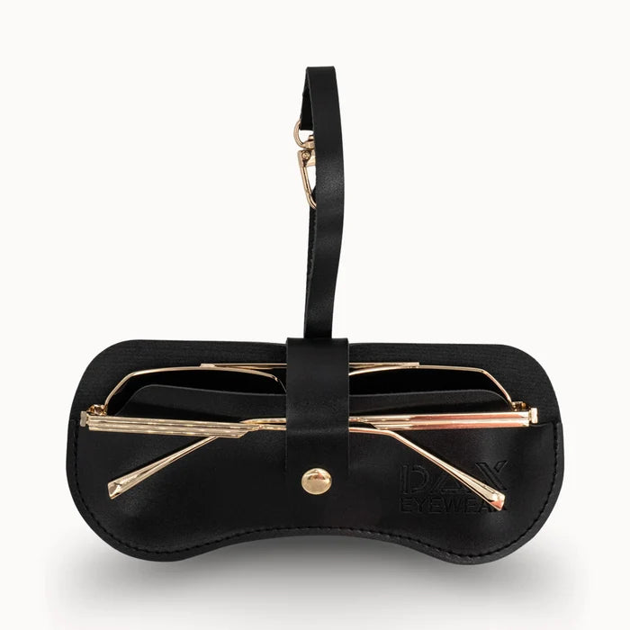 The Clip and Go Clutch - Black - One Eleven Olive Boutique