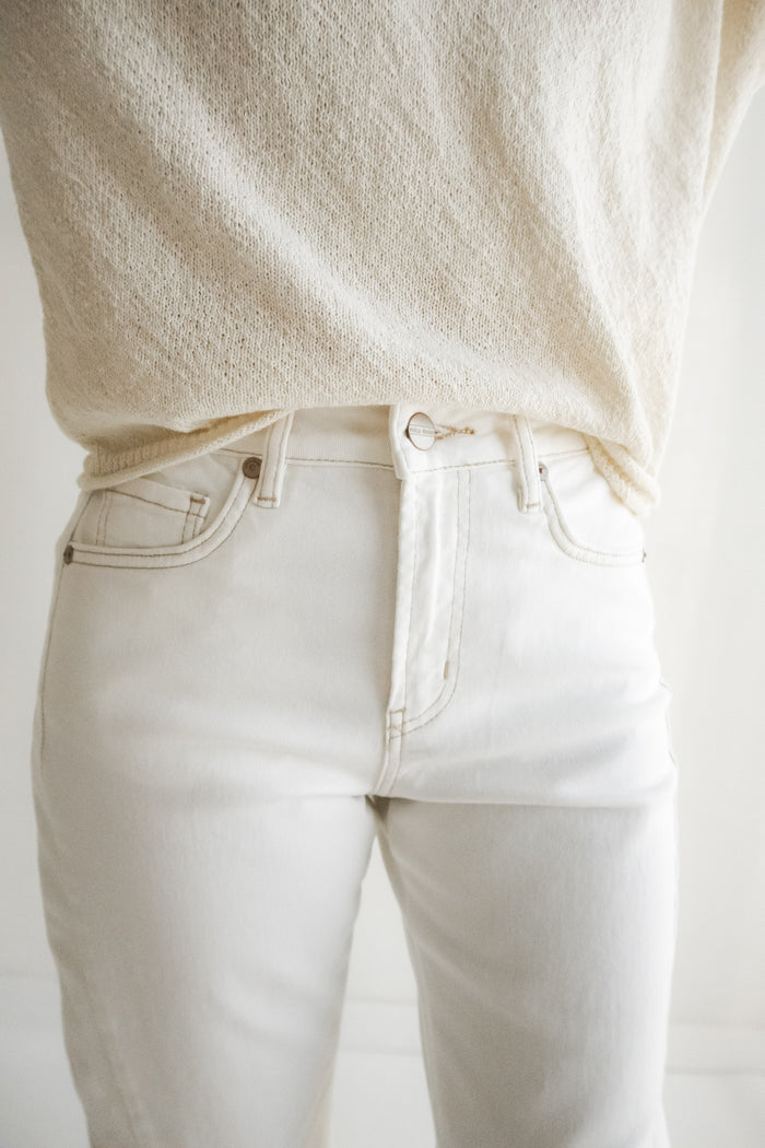 The Lila Super High Rise Barrel Jeans - One Eleven Olive Boutique