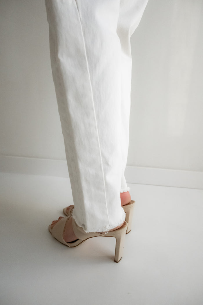 The Lila Super High Rise Barrel Jeans - One Eleven Olive Boutique