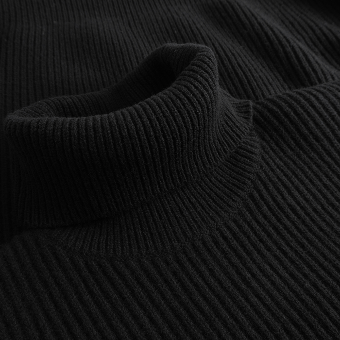 Vonarstræti Wool Sweater