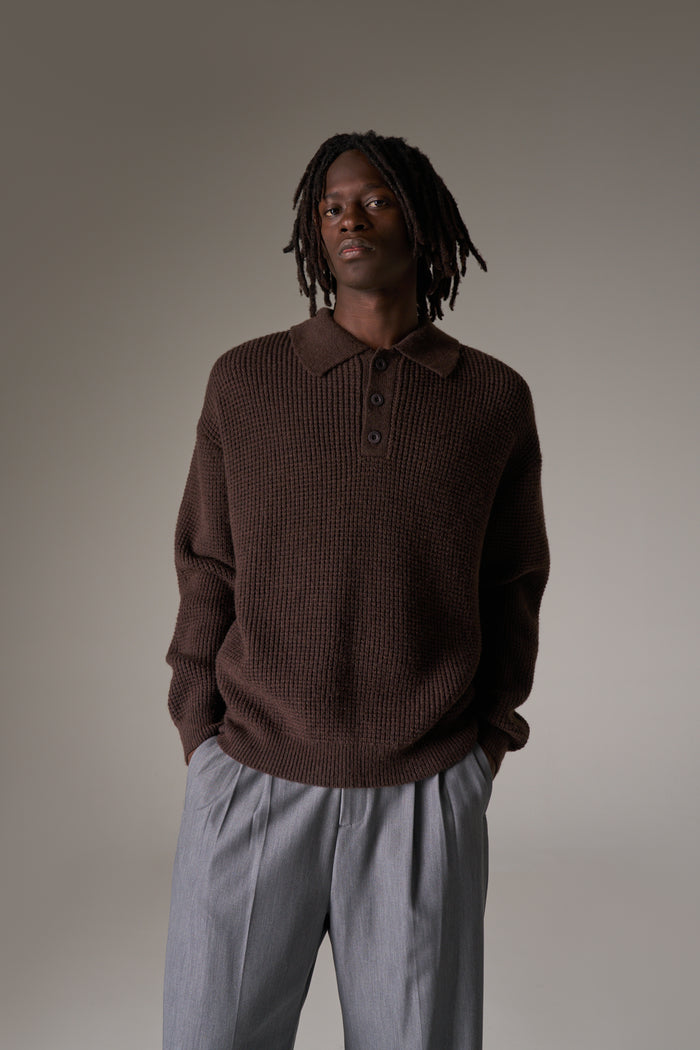 WAFFLE KNIT LONG SLEEVE POLO - BROWN