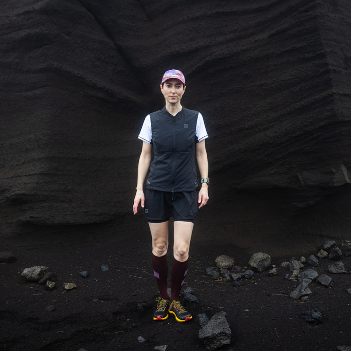 Helgafell Black model-women